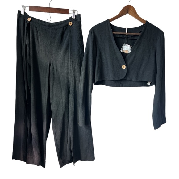 NWT Free People 2-Piece Set- Pants and Cropped Cardigan - Picture 1 of 11